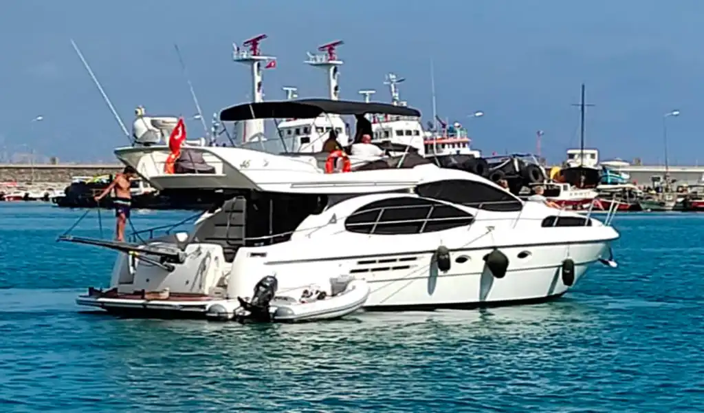 YACHT MİR FIRAT